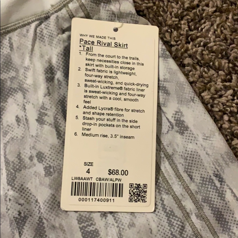 NWT lululemon pace rival skirt!!